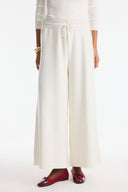 Straight-Cut Knit Trousers with Piping and Belt