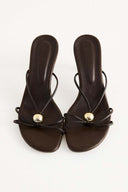 Oval Stone Detailed Heeled Slippers