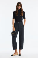 Button-Detailed Carrot Fit Trousers