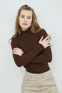 Fisherman Turtleneck Sweater - Brown