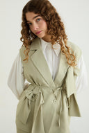 Darius Bow Vest Set