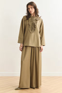 Ruffled Front Detail Set
