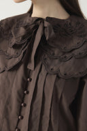 Dacron Set with Embroidered Collar