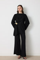 Yuna Side-Brooch Linen Set